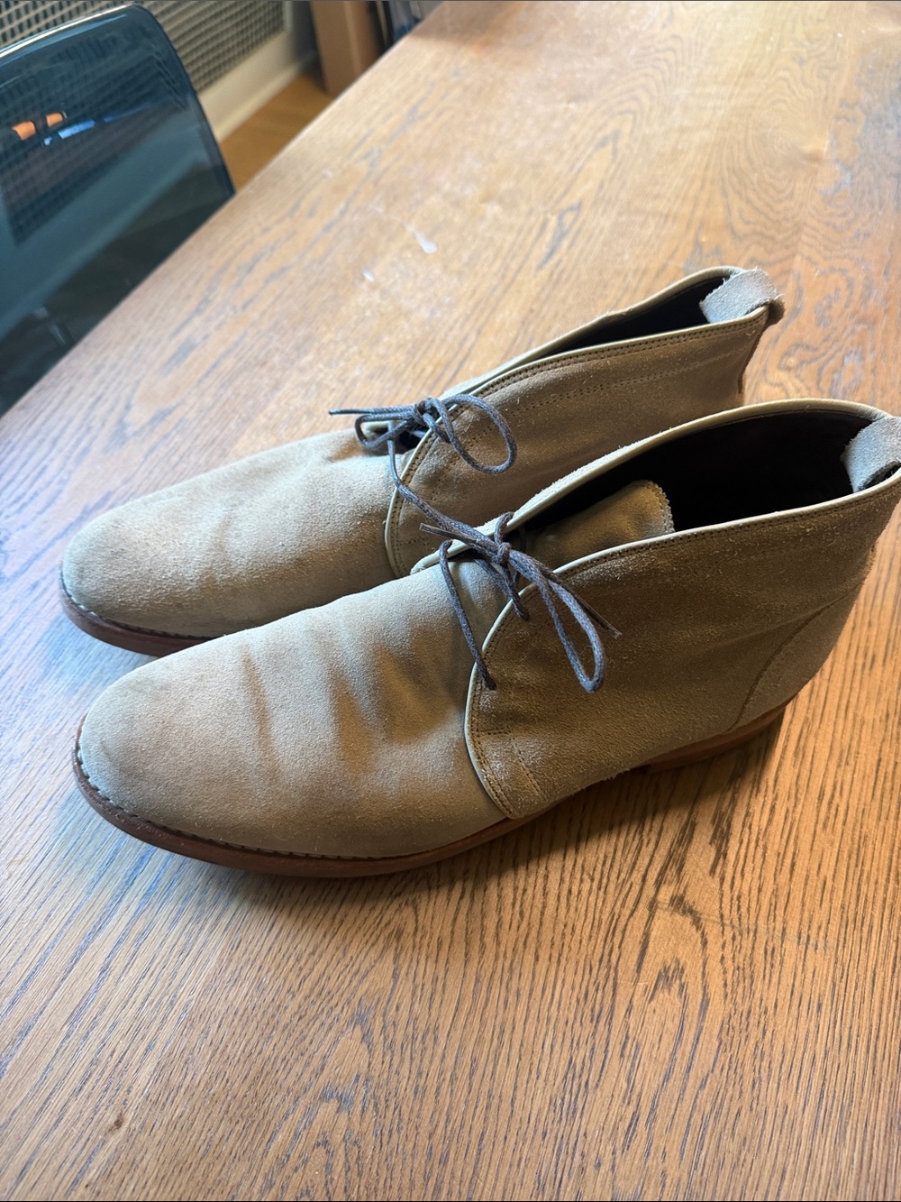 Men's Allen Edmonds Suede Chukka Boots in Light Brown